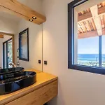 Villa Di *